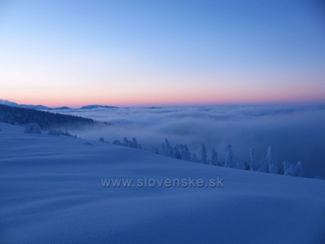 večerní pohled z okolí Homolky (1660 m.n.m.) na SZZ